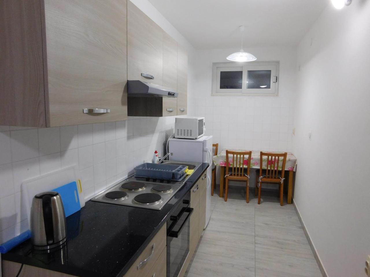 Apartments Leo Janjina Kültér fotó