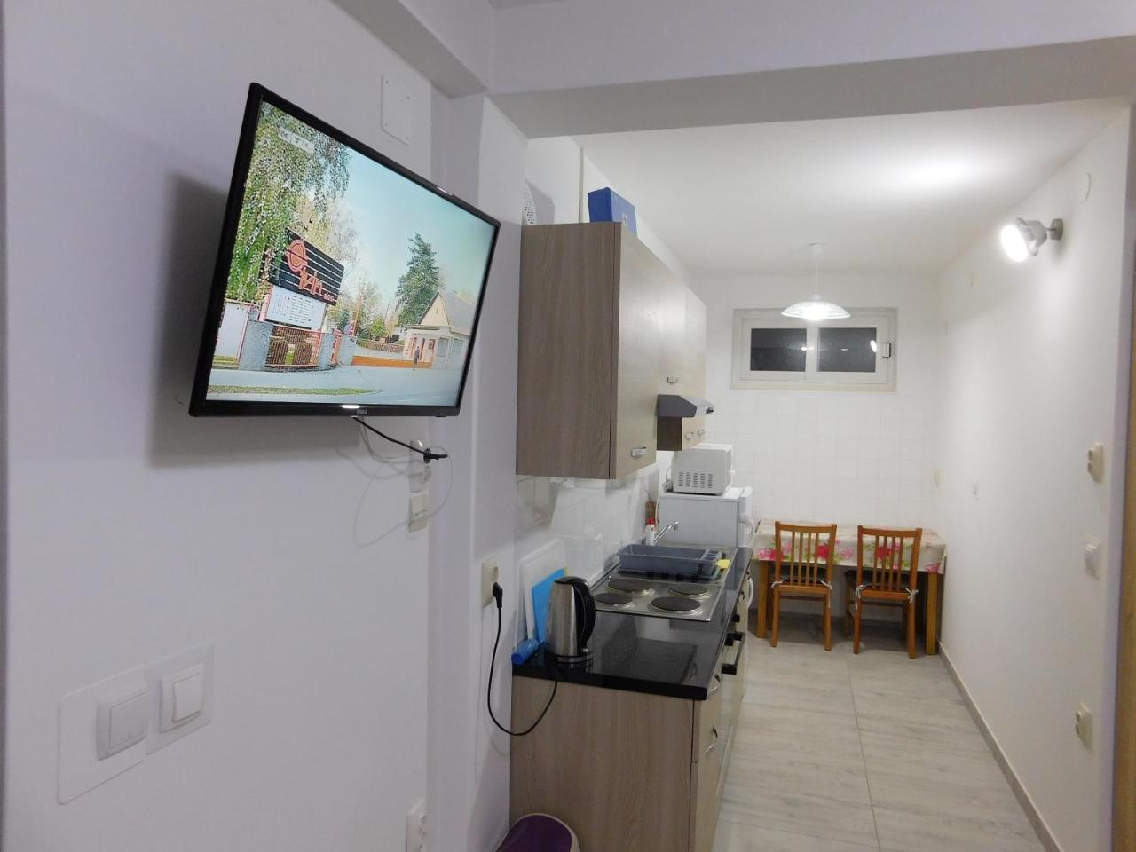 Apartments Leo Janjina Kültér fotó