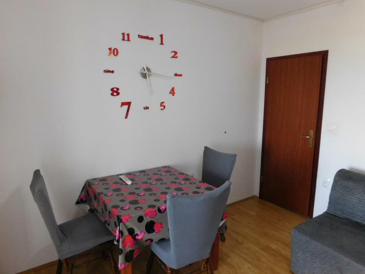 Apartments Leo Janjina Kültér fotó
