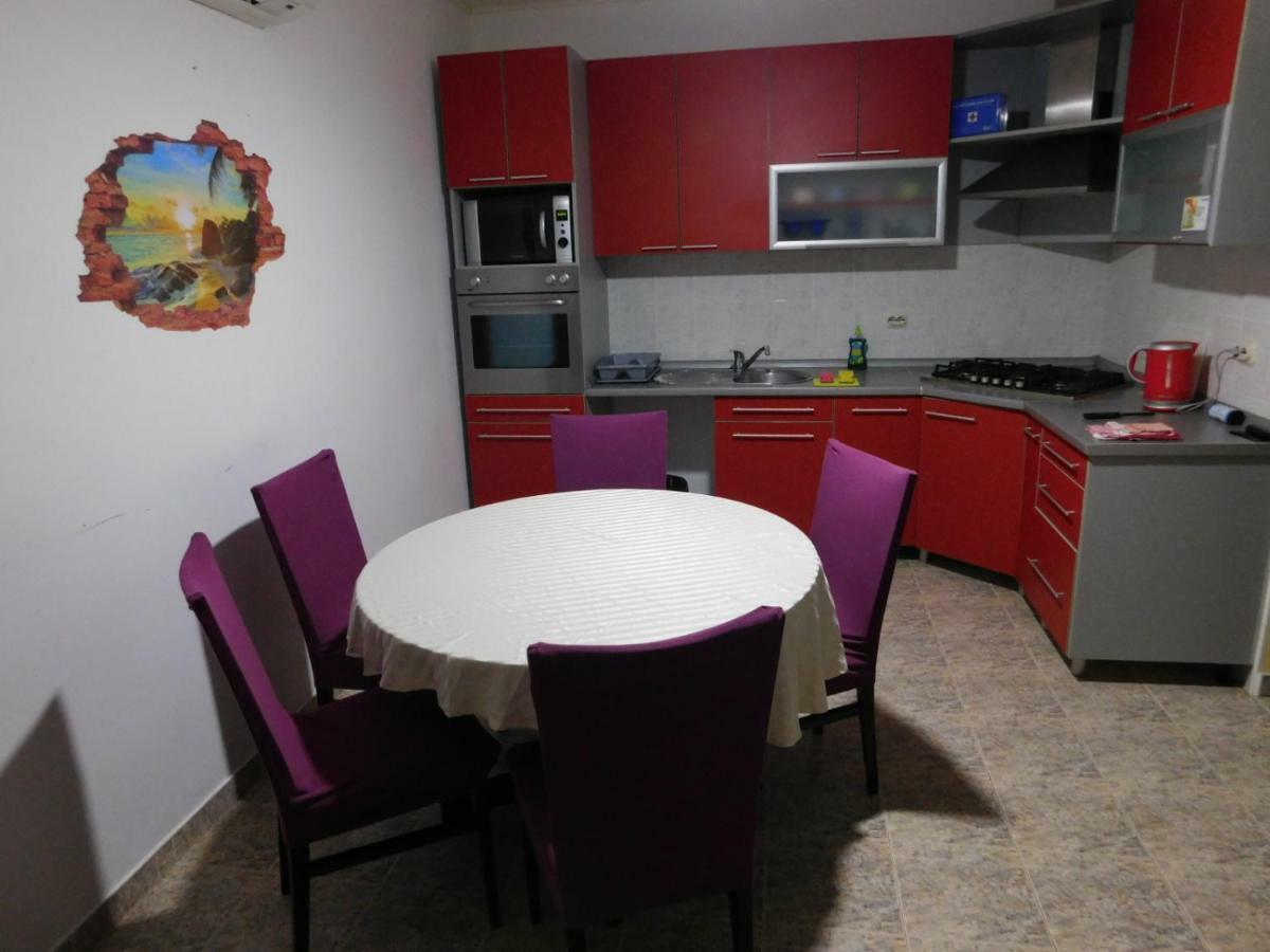 Apartments Leo Janjina Kültér fotó
