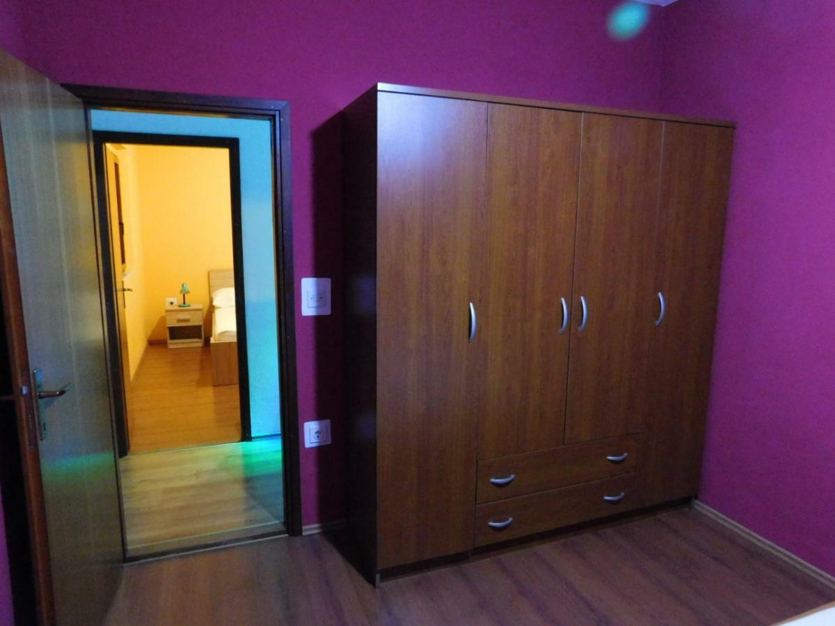 Apartments Leo Janjina Kültér fotó